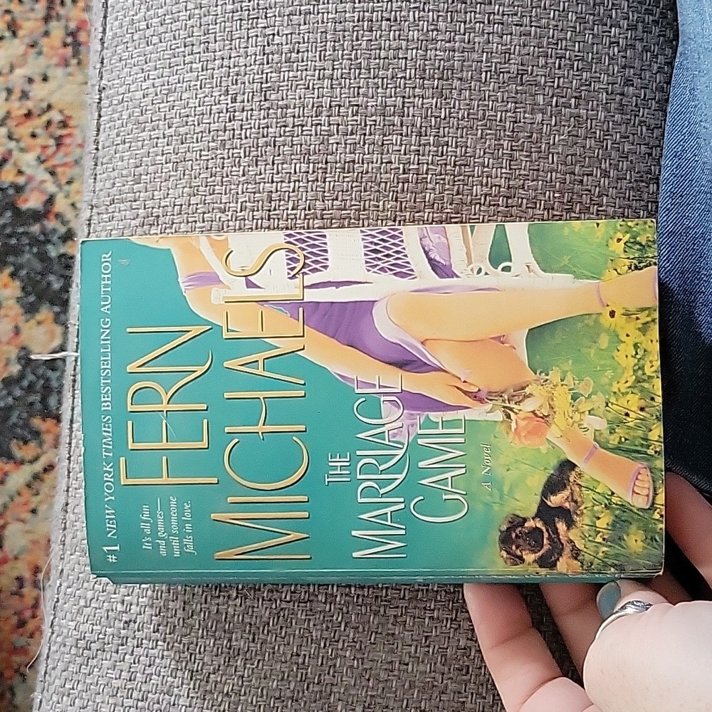 Fern Michaels paperback book